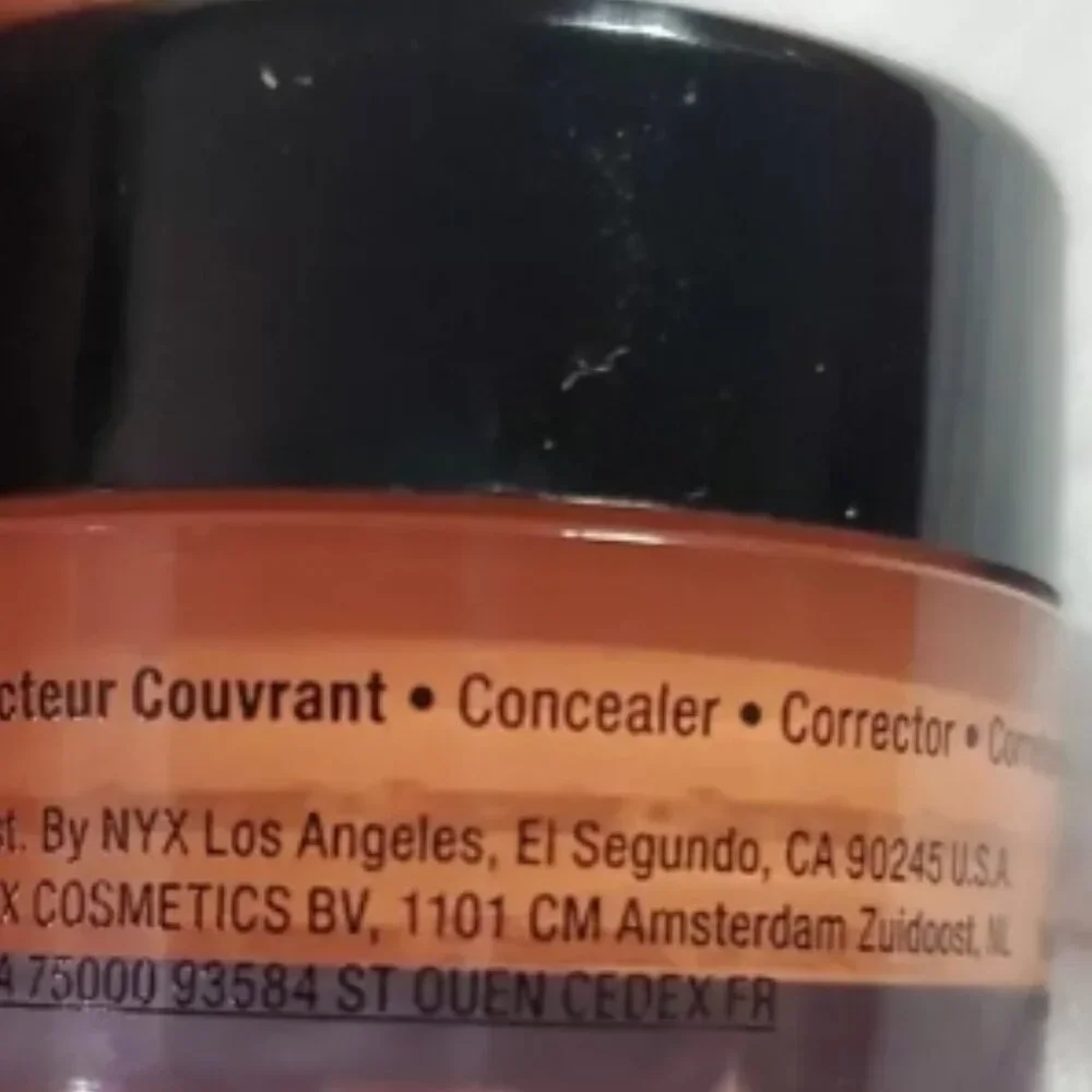 NYX Make up Concealer Orange NEW Sealed. Covers Dark Spots Under Eye Cir…